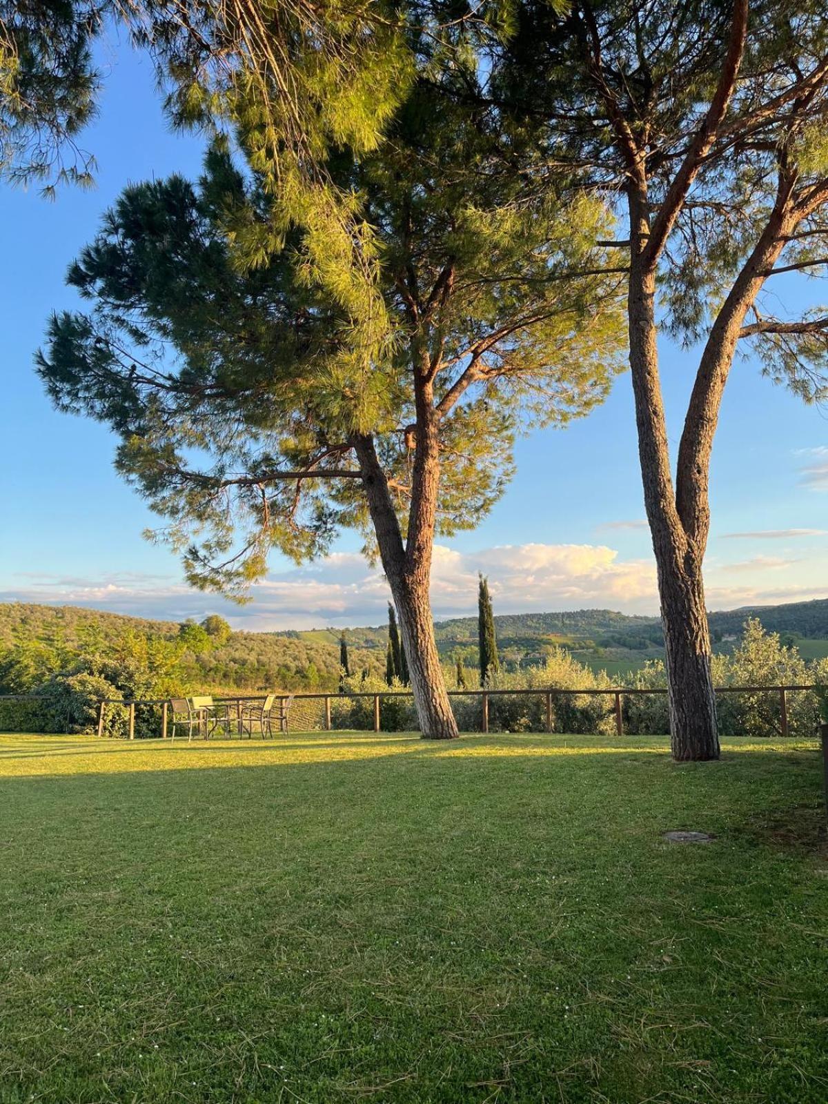 Fattoria Abbazia Monte Oliveto Villa San Gimignano Luaran gambar