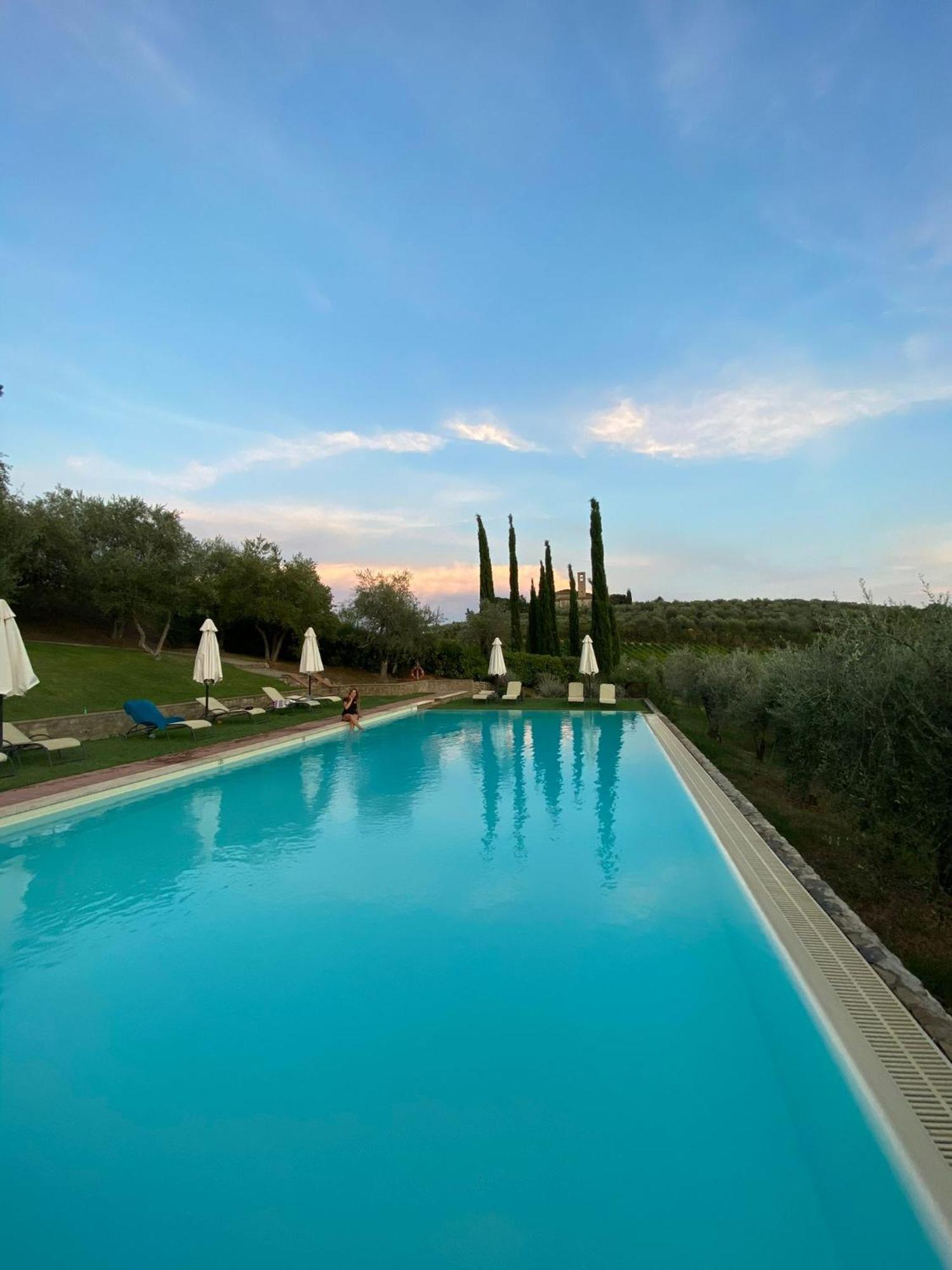 Fattoria Abbazia Monte Oliveto Villa San Gimignano Luaran gambar