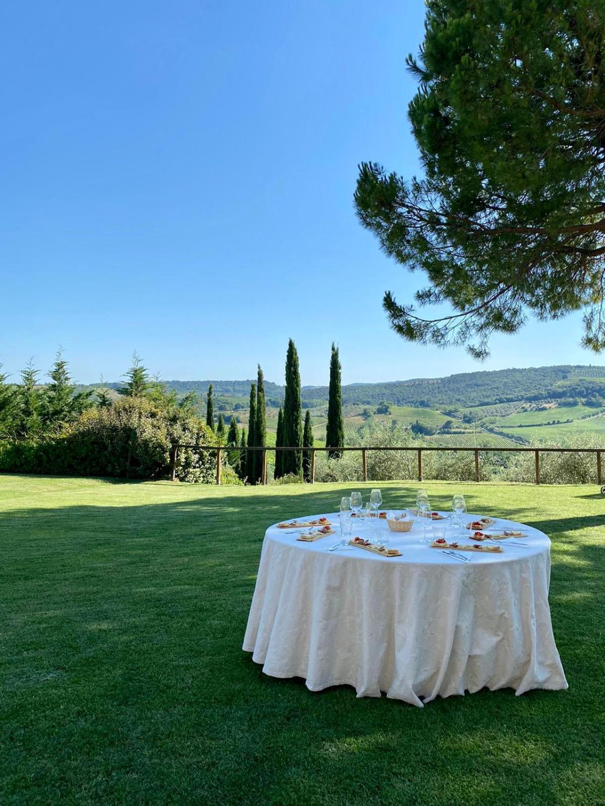 Fattoria Abbazia Monte Oliveto Villa San Gimignano Luaran gambar