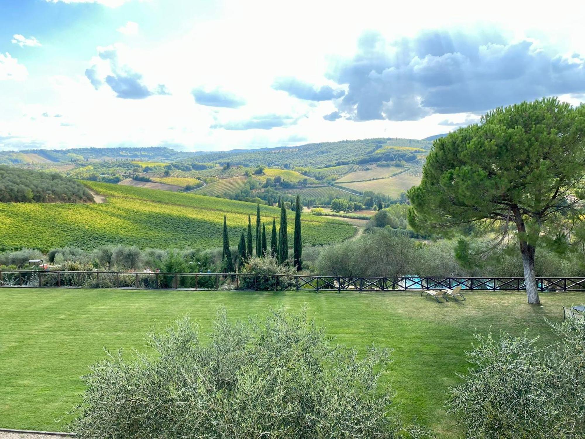 Fattoria Abbazia Monte Oliveto Villa San Gimignano Luaran gambar